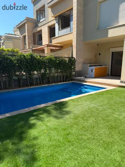 Townhouse -with Kitchen and  ACs -Private pool -for rent in Sodic Villette