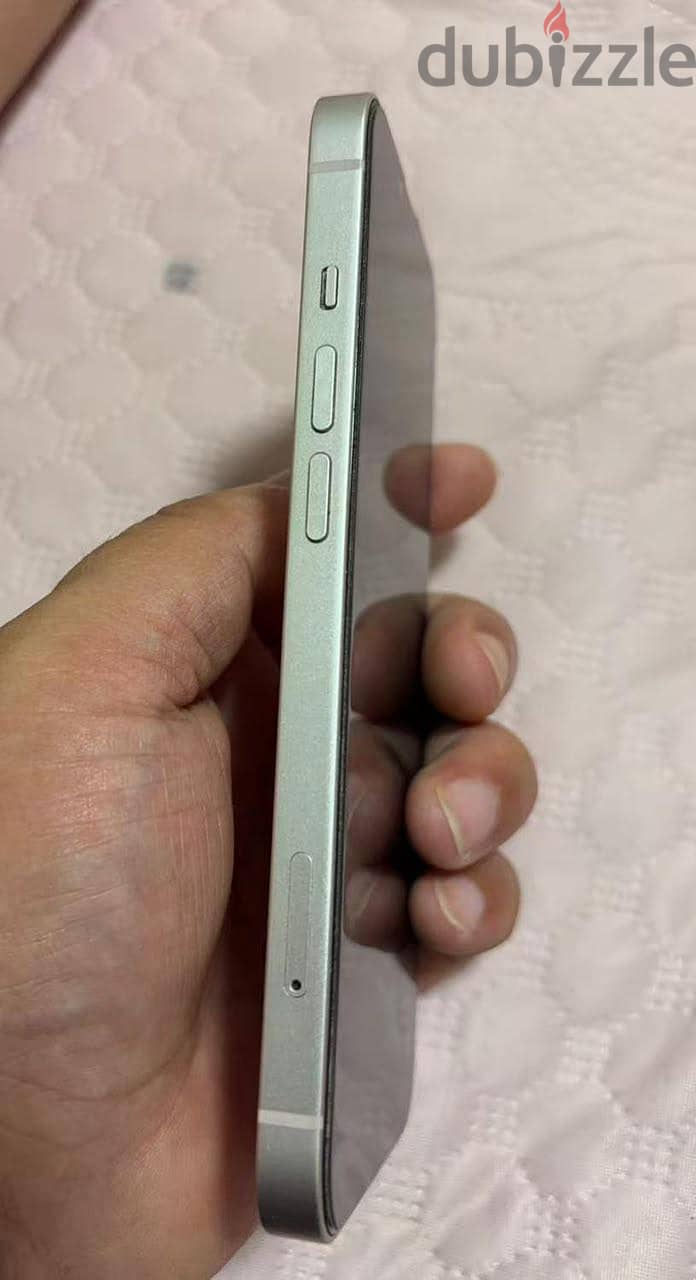 Apple - iPhone 13 3