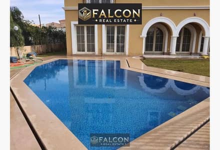 Special villa,330m , big discount, ready to move, ultra super lux finish,prime location for sale in Hyde Park New Cairo, near Mivida &Mountain View