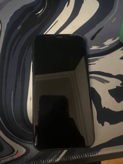 Apple - iPhone 11