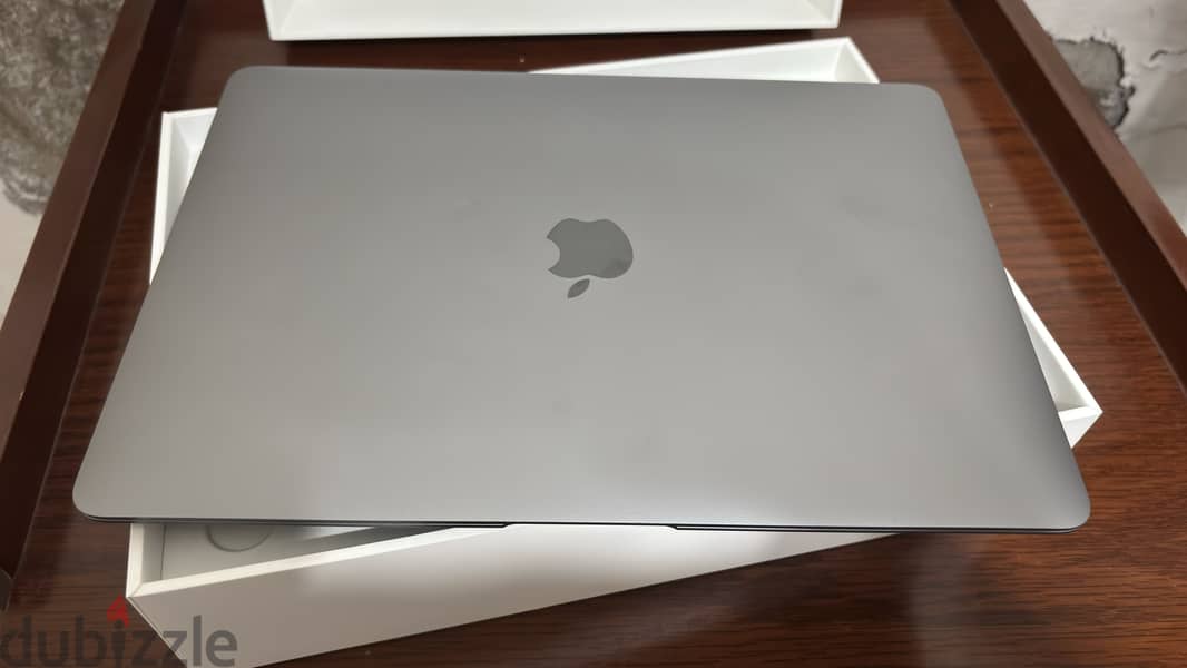 MacBook air 1 2
