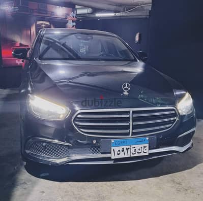 Mercedes-Benz E200, 2022 model. . مرسيدس بنز E200 موديل 2022