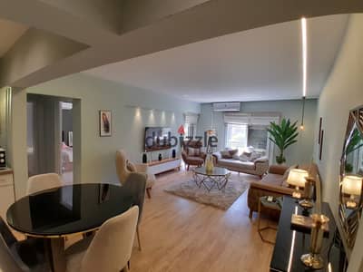 99 meters for sale with complete special finishes, open view, not damaged with furniture and appliances