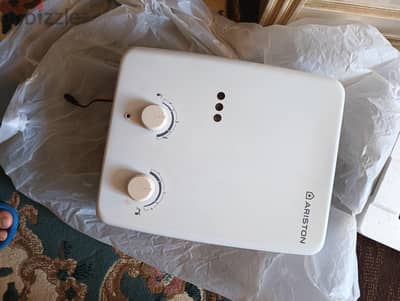 سخان غاز أريستون  6 لتر غاز طبيعي