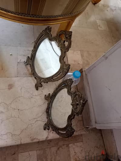 2 مراية نحاس نفس الشكل