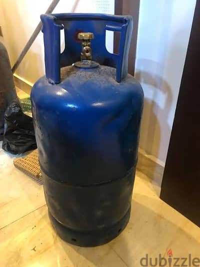 للبيع انبوبه فاضيه بسعر لقطه من حظ صاحب النصيب الي يلحقها