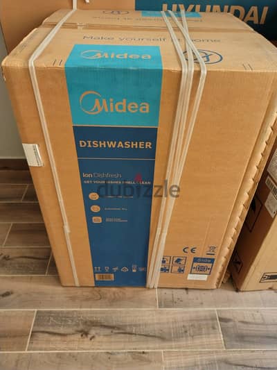 Midea 14 Person Dishwasher, New with warranty  غسالة  اطباق ميديا 14 ف