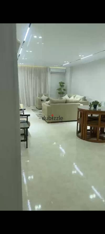 للايجار مفروش في مدينه الرحاب مساحه 107 متر ارضي بجاردن