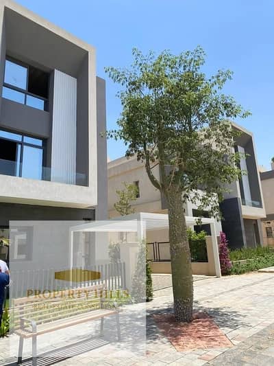 Finished Villa with Installments in Saada NewCairo Minutes from Hyde Park Finished Villa with Installments in Saada NewCairo Minutes from Hyde Park