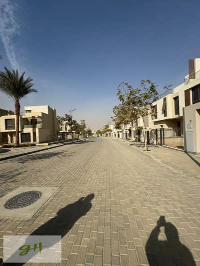 فيلا مستقلة مُشطبة بالكامل علي لاندسكيب للبيع في سوديك إيست الشروق Sodic East AL Shorouk City
