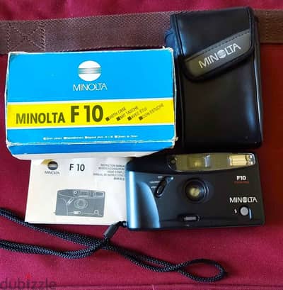 للبيع كاميرا فيلم Minolta F10 كلاسيكية بالعلبة والجراب الأصلي