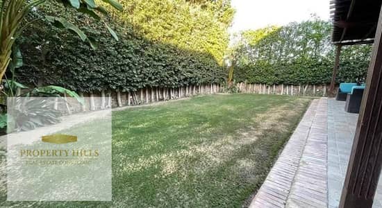 Duplex with garden for sale 235 meters, two floors with 4 rooms in front of Hyde Park directly with a 40% discount from its price, less than its original price.