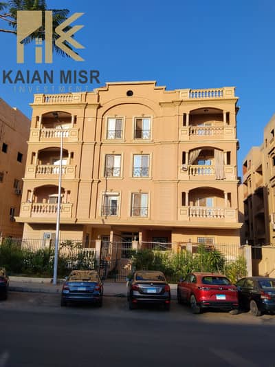Apartment for a catch 145 m repeated floor 3/4 finishing in front of Al-Horriya Road and next to all services and near the Suez Road in the city of El Shorouk