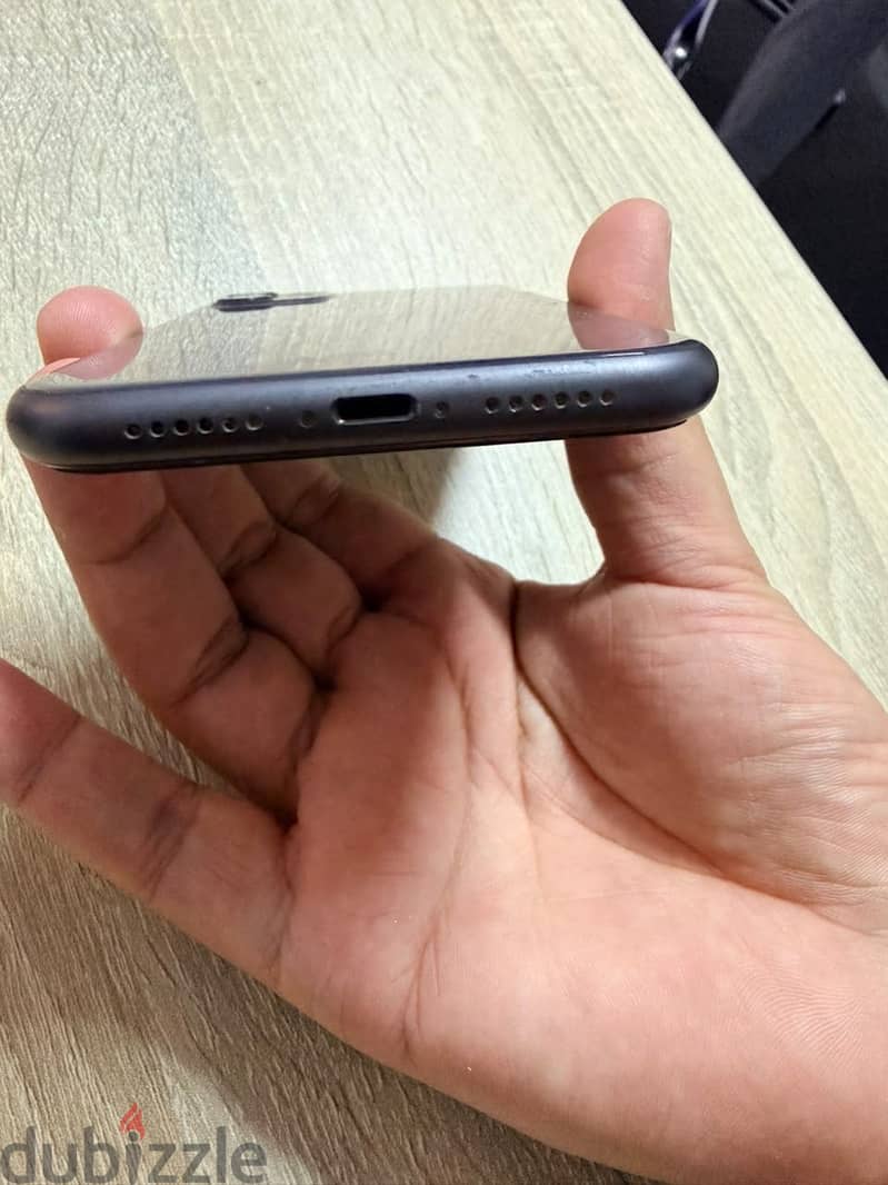Apple - iPhone 11 5