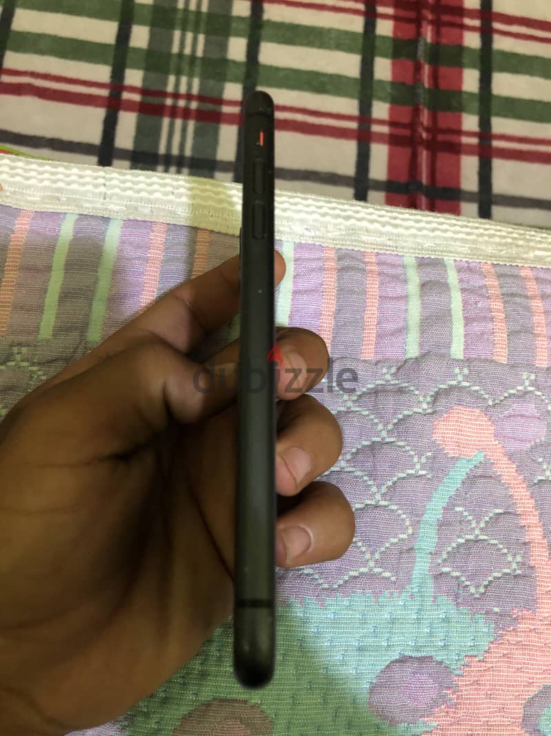 Apple - iPhone 11 5