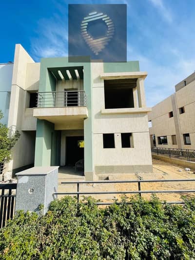 Villa J for sale in Madinaty in a prime location and at a very outstanding price