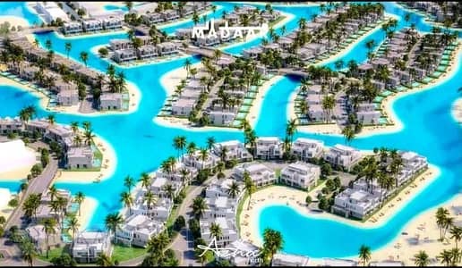 بدون أوفر! شاليه في أزها رأس الحكمة، مرحلة أوجما، مساحة 137 متر + جاردن 75 متر، بإطلالة لاجون مميزة، موقع رائع وفرصة مميزة في الساحل الشمالي
