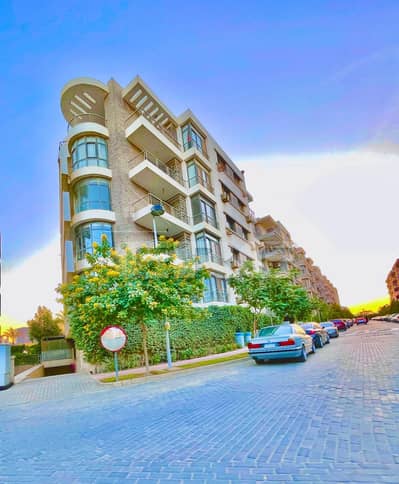 161m North-facing duplex with 38m garden