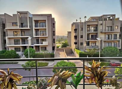 شقة أرضي بجاردن متشطبة بالمطبخ للبيع بأقل سعر في فيفث سكوير القاهرة الجديدة  fifth square new cairo