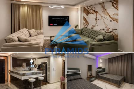 لعشاق التشطيبات الفندقيه متاح للايجار شقه مفروش فندقيه مدينتى B10  مساحه 117 متر  3 غرف نوم و 2 حمام