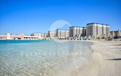 استلام فورى  شاليه 3 غرف نوم للبيع اطلاله على البحر متشطب بالكامل باقساط تصل 5 سنوات  فى العالمين الجديده فى الساحل الشمالى