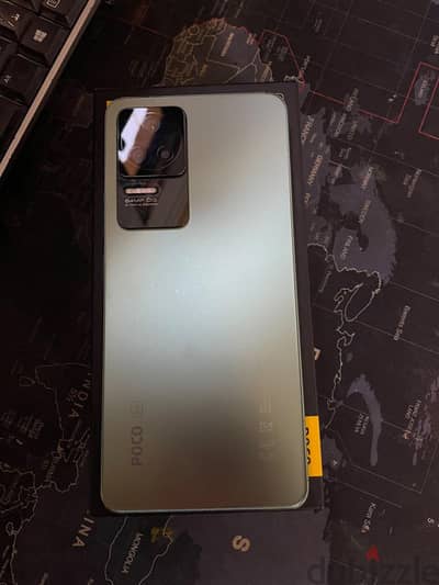 Xiaomi Poco F4