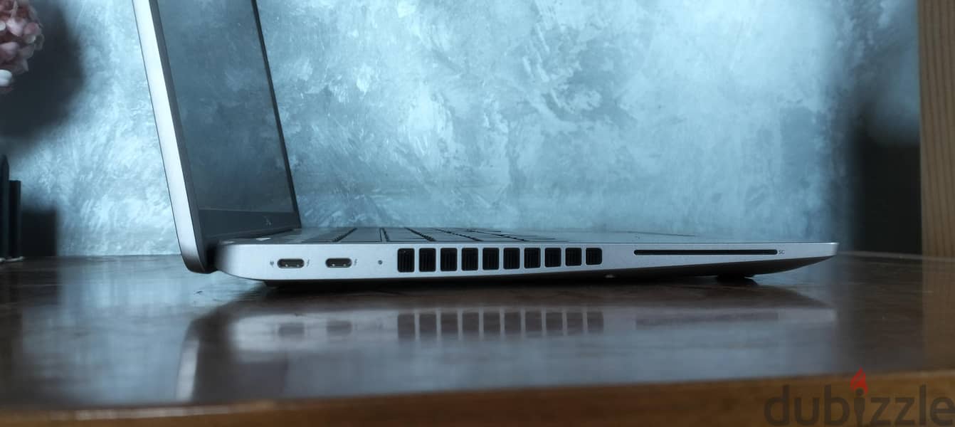 Dell latitude 5550 i7 13 5