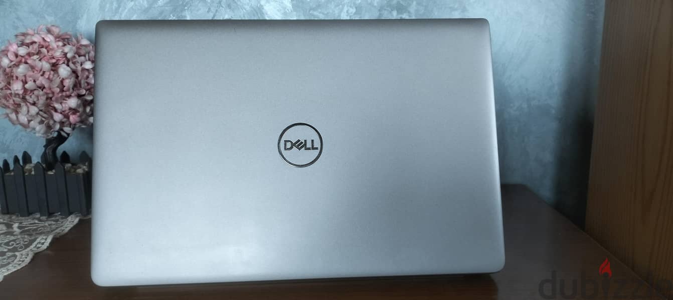 Dell latitude 5550 i7 13 6