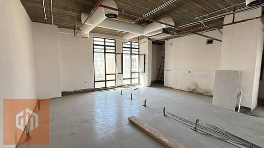 مبنى إداري منفصل راقي للايجار داخل District 5 متشطب بالكامل التجمع الخامس القاهرة الجديدة