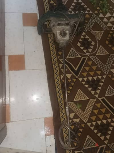 مضرب خرسانه