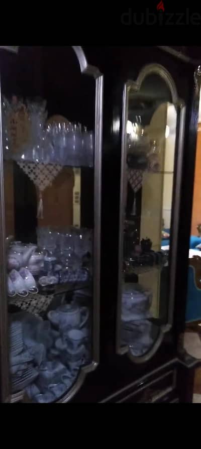 غرفة سفرة كلاسيك للبيع