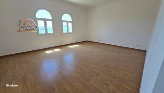 For rent Model A Al-Qasr Al-Kabir on Wide Hardin Open with a land area of 1000 m