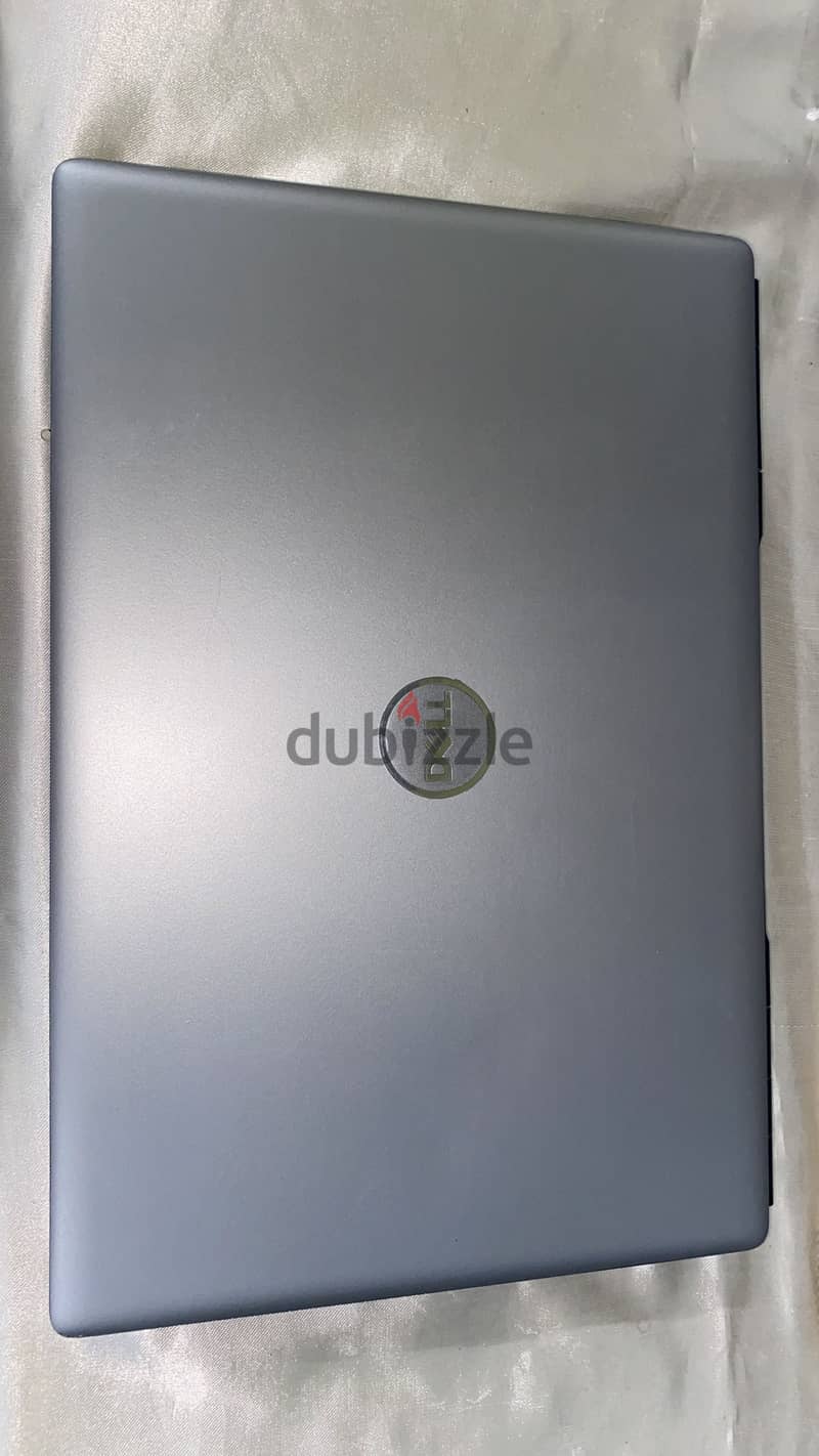 Dell Precision 7550 Workstation 1