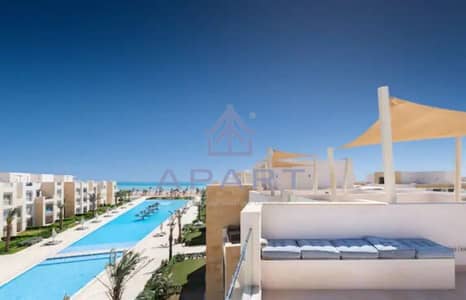 1ST ROW SEAVIEW - VILLA + GARDEN - 4 ROOM | PLAN 8Y
