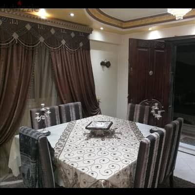 سفرة مفكو خشب كاملة – 8 كراسي بحدائق الاهرام