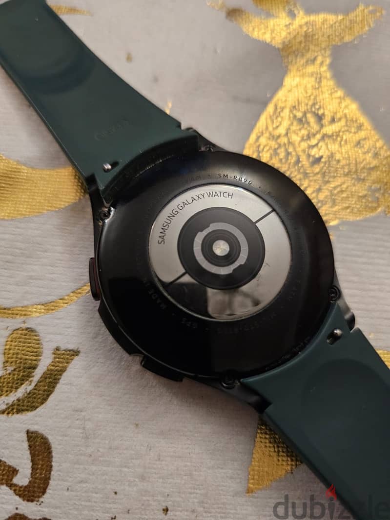 Samsung galaxy watch ٤ classic 3