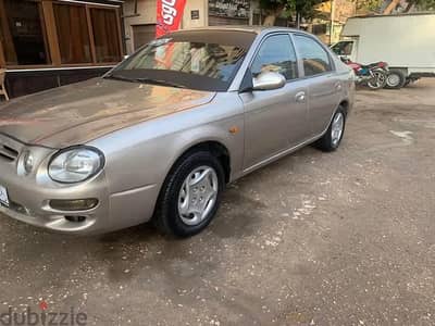 كيا شوما 2000