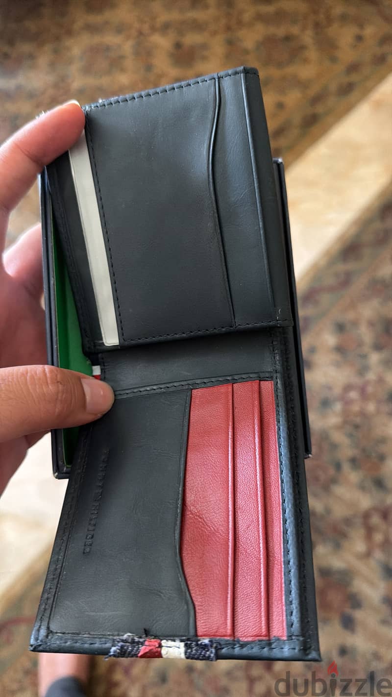 Tommy hilfiger new wallet 1