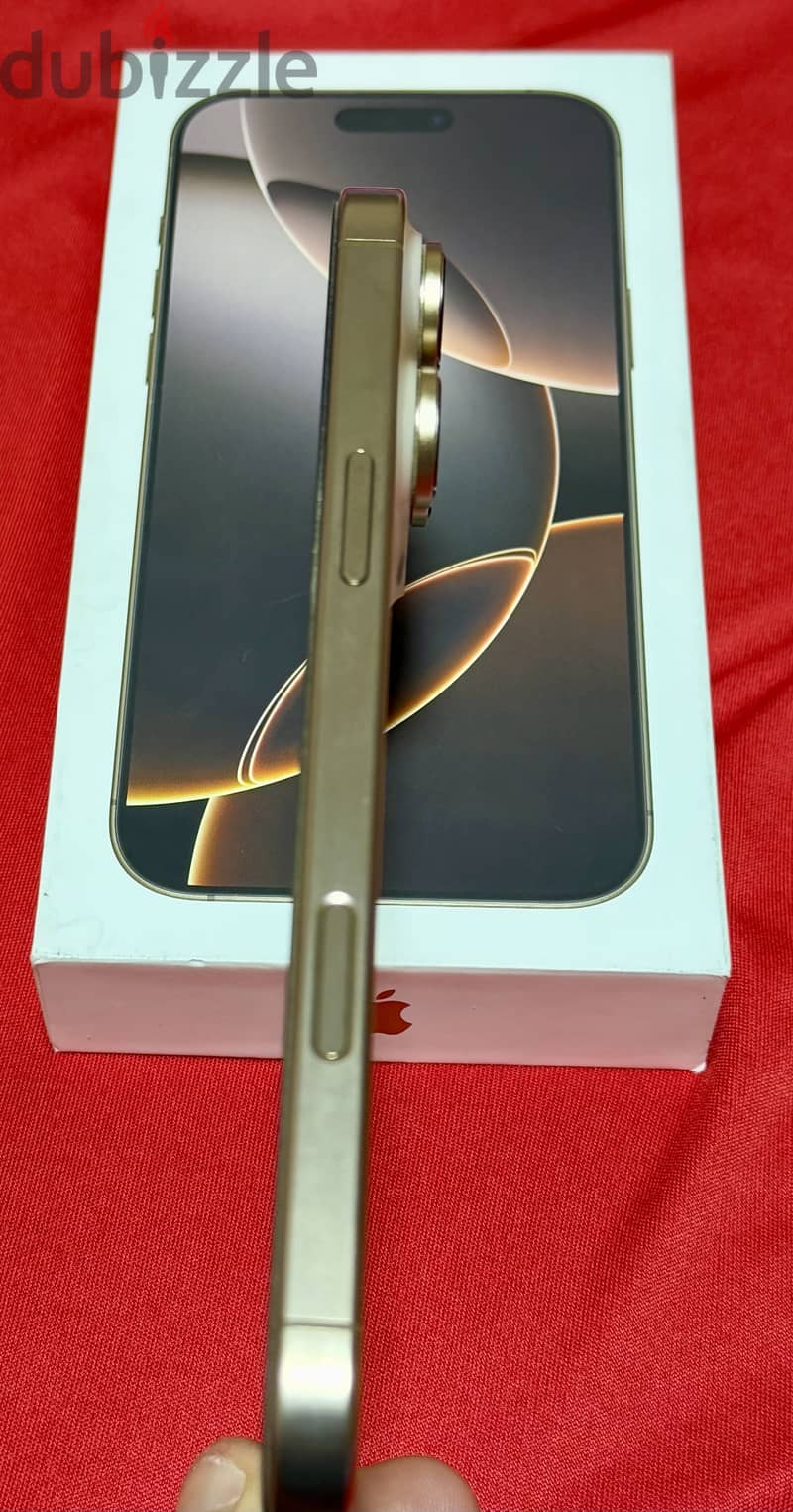 Apple - iPhone 16 Pro Max 9