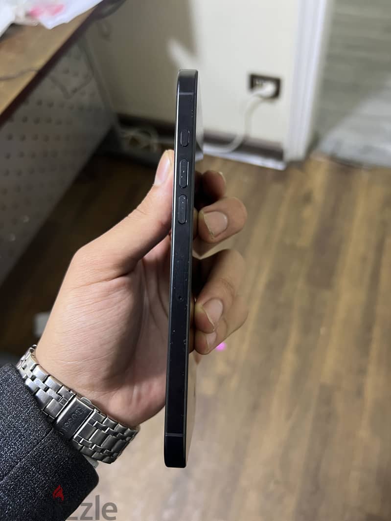Apple - iPhone 16 Pro Max 1