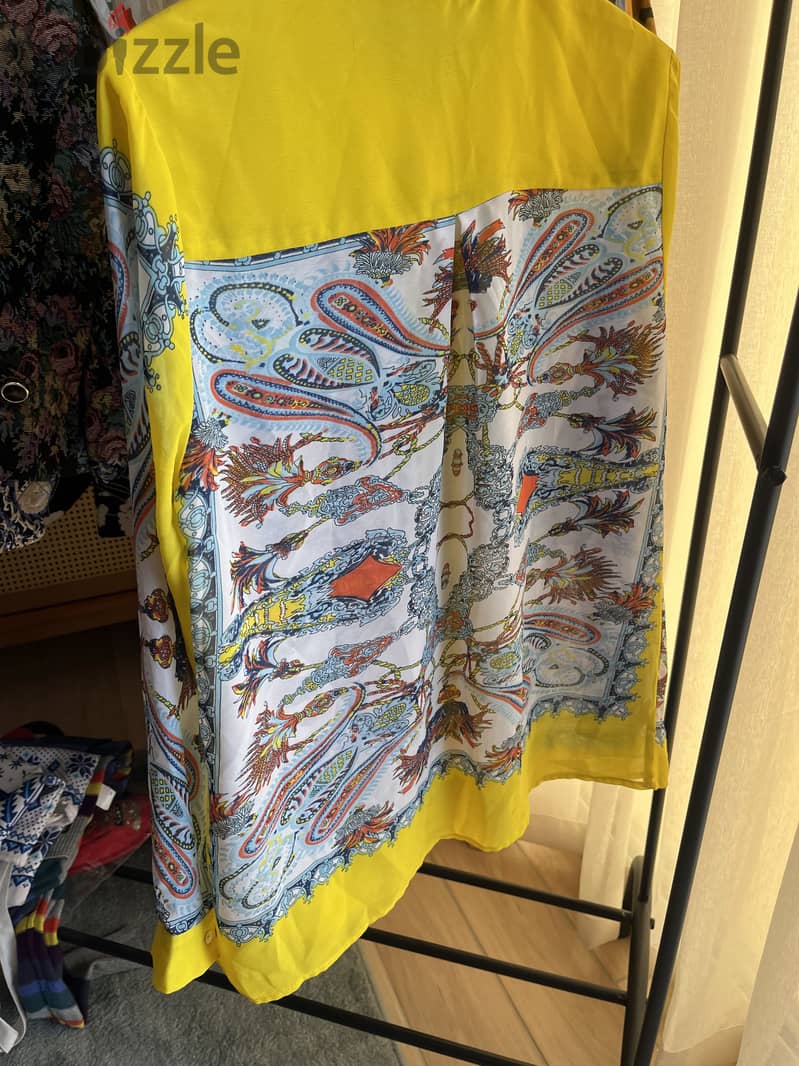 Yellow blouse / multi colors 4