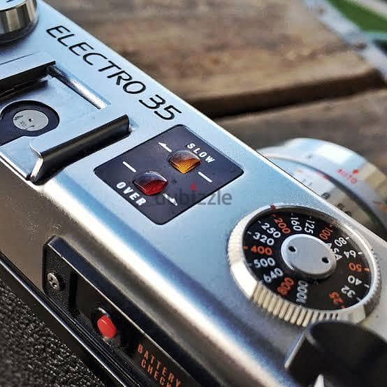 Used Yashica Camera with a very good condition Model Electro 35 2