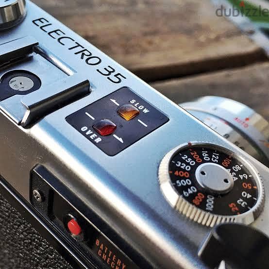Used Yashica Camera with a very good condition Model Electro 35 5