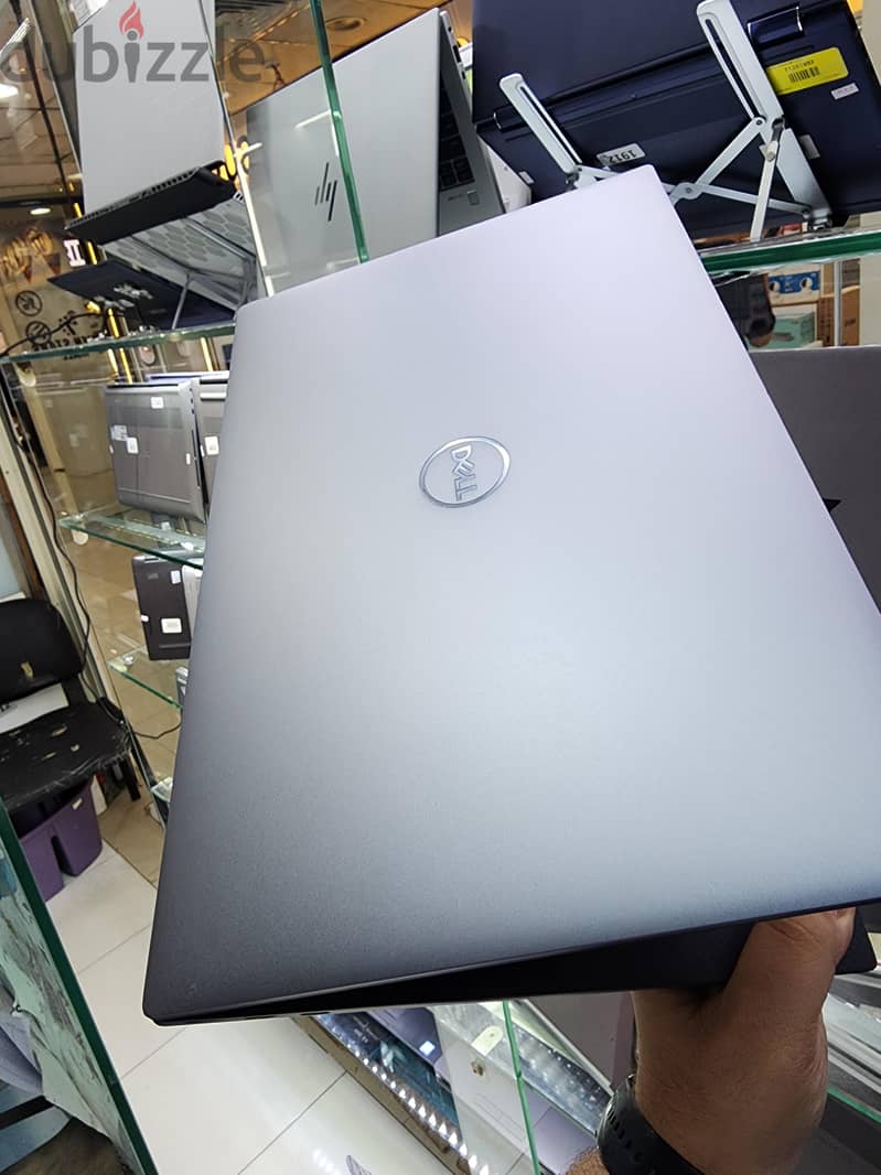 Dell precsion 5570 4