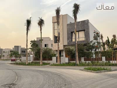 Corner TownHouse Villa for Sale in New Capital: Ready Construction & Flexible Installments Up to 10 Years!