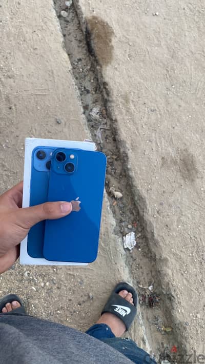 Apple - iPhone 13