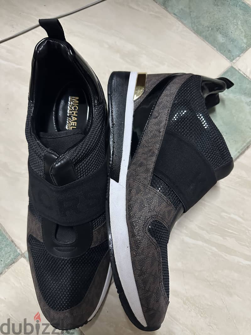 Micheal kors original 6