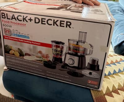 خلاط من ماركة BLACK+DECKER. 5في 1 جديد من ماركة بلاك آند ديكر