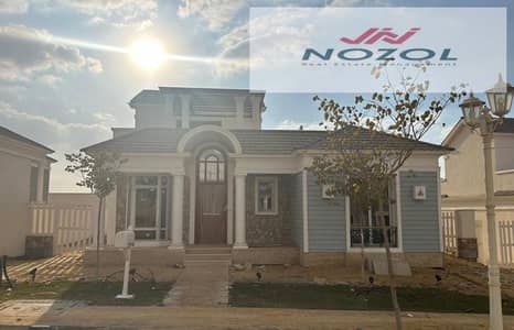 One story Villa for sale with installments Ready To Move prime location at Compound Mountain View 3 - New Cairo