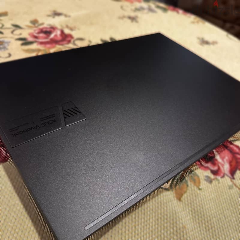 ASUS VivoBook Pro 6